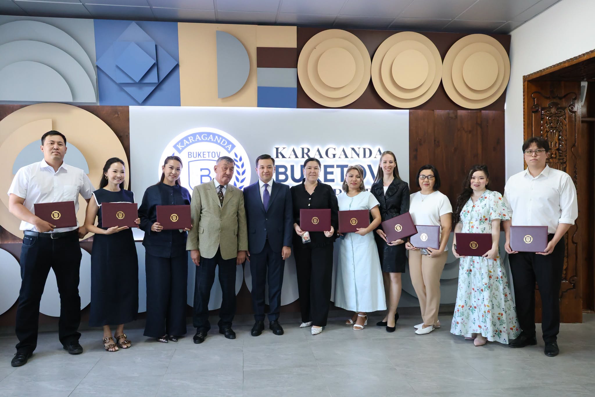 PhD ДИПЛОМДАРЫ ТАБЫСТАЛДЫ